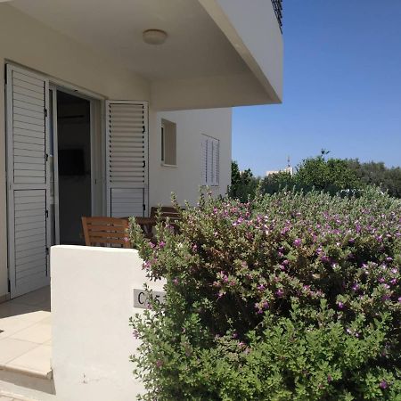 Cosy Apartment In A Luxury Resort Paralimni Buitenkant foto