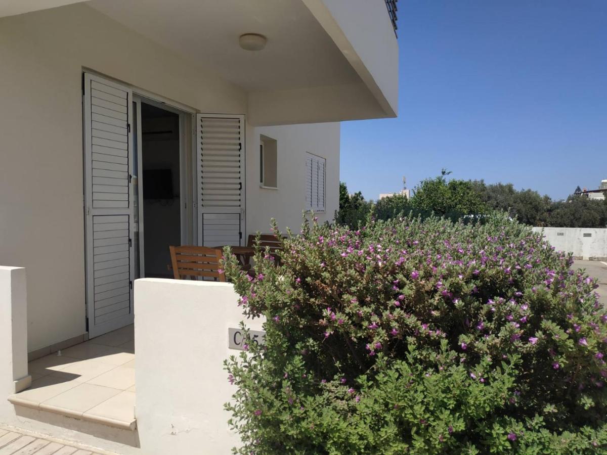 Cosy Apartment In A Luxury Resort Paralimni Buitenkant foto