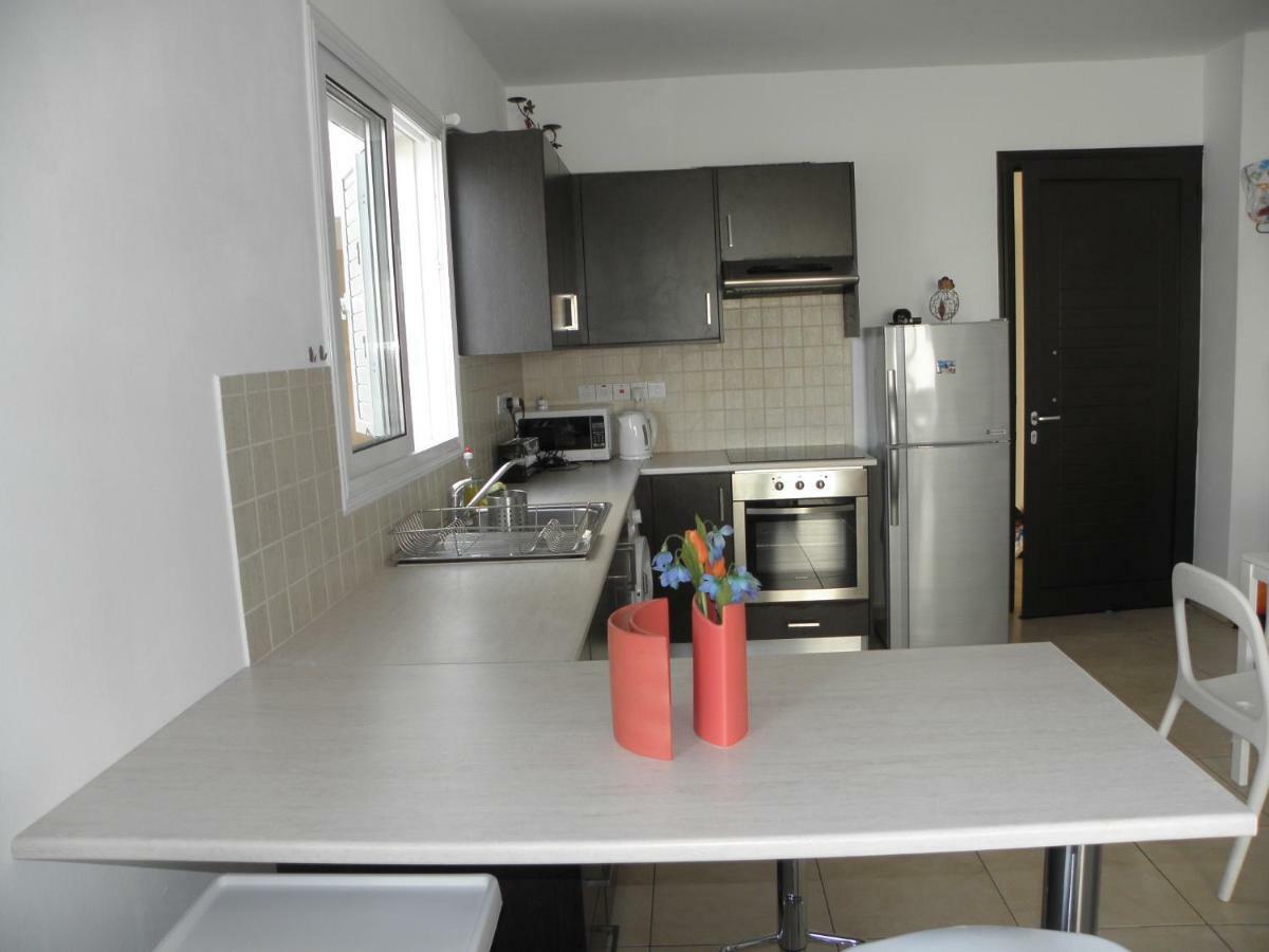 Cosy Apartment In A Luxury Resort Paralimni Buitenkant foto